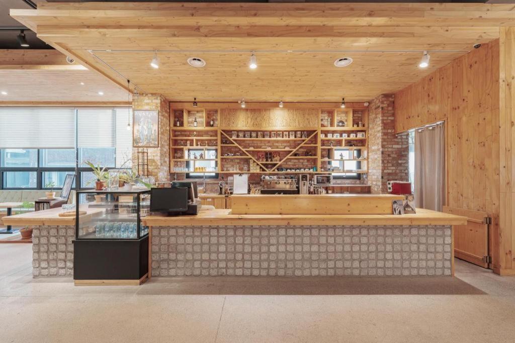 Jeonju Yeonghwa Hotel Екстер'єр фото
