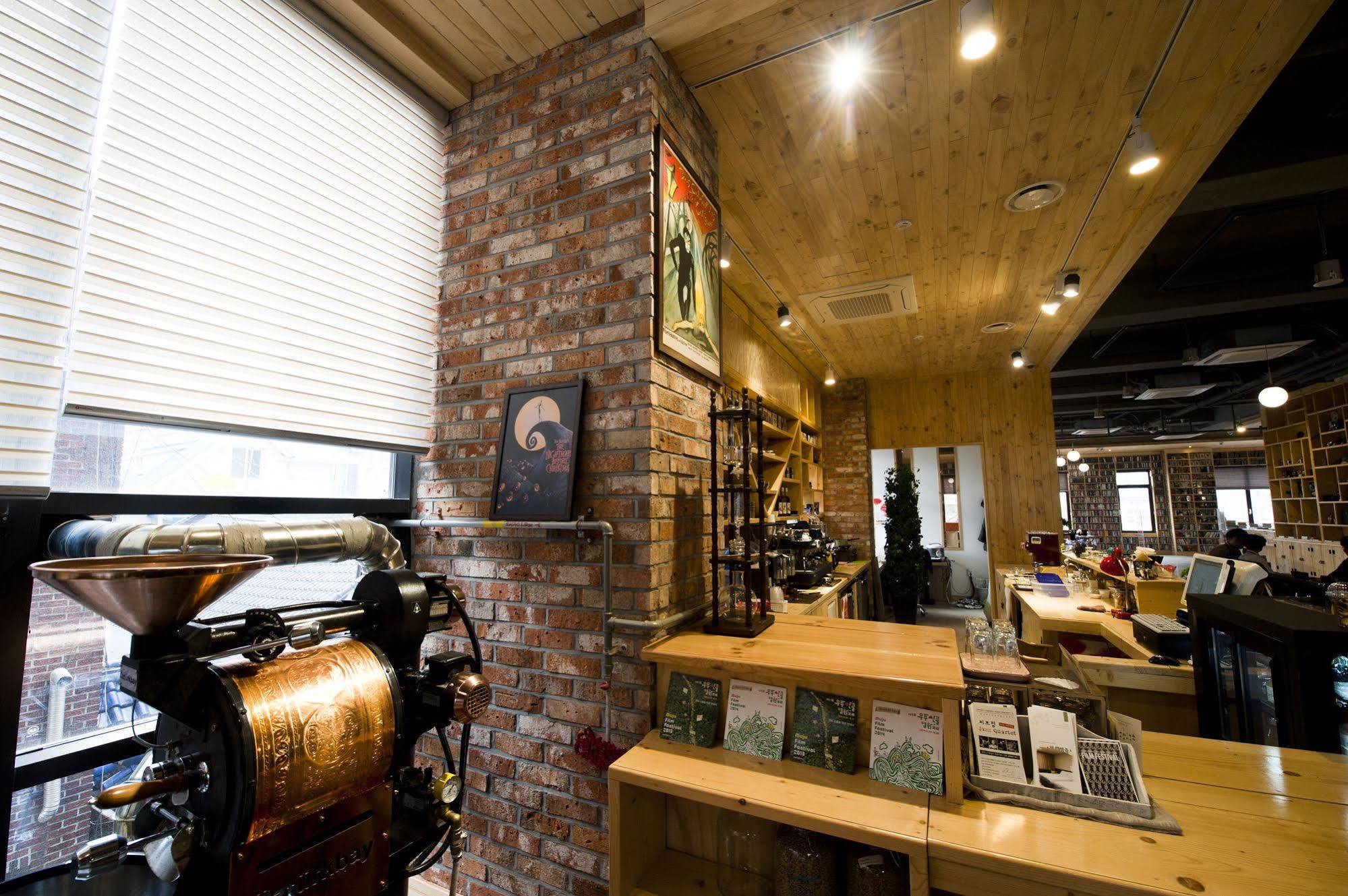 Jeonju Yeonghwa Hotel Екстер'єр фото
